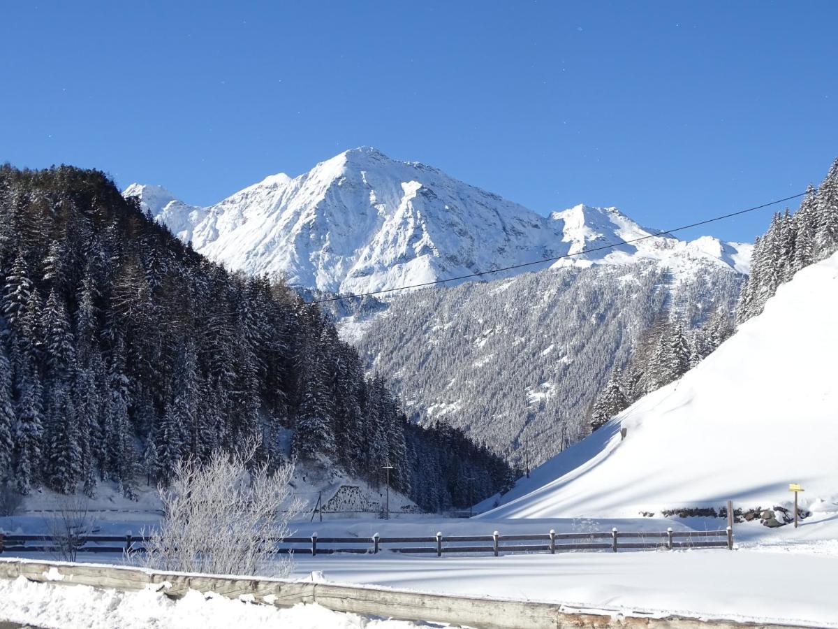 Apart Tyrol Umhausen Exterior photo