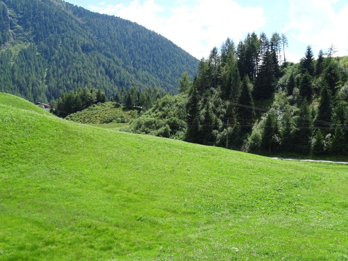 Apart Tyrol Umhausen Exterior photo
